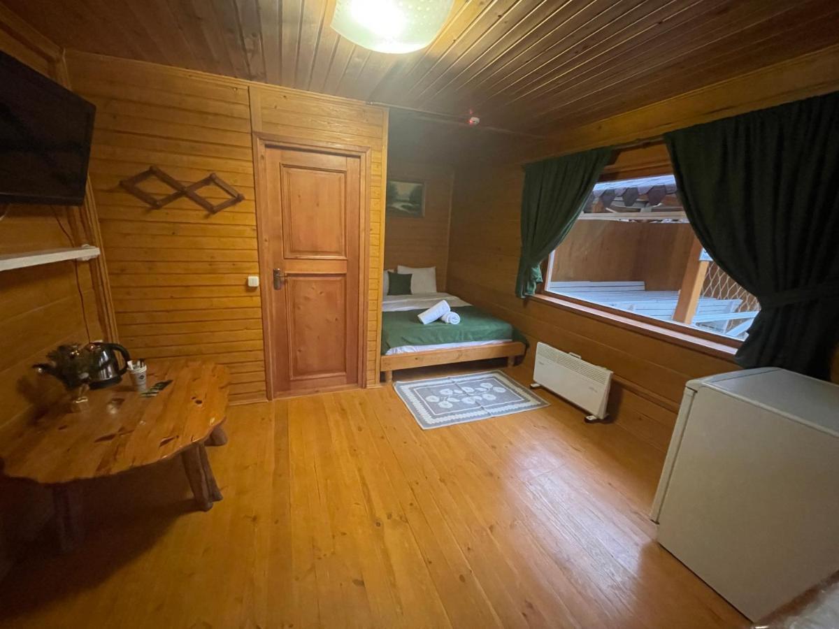 Sky Land Camping & Resort Cricova Luaran gambar